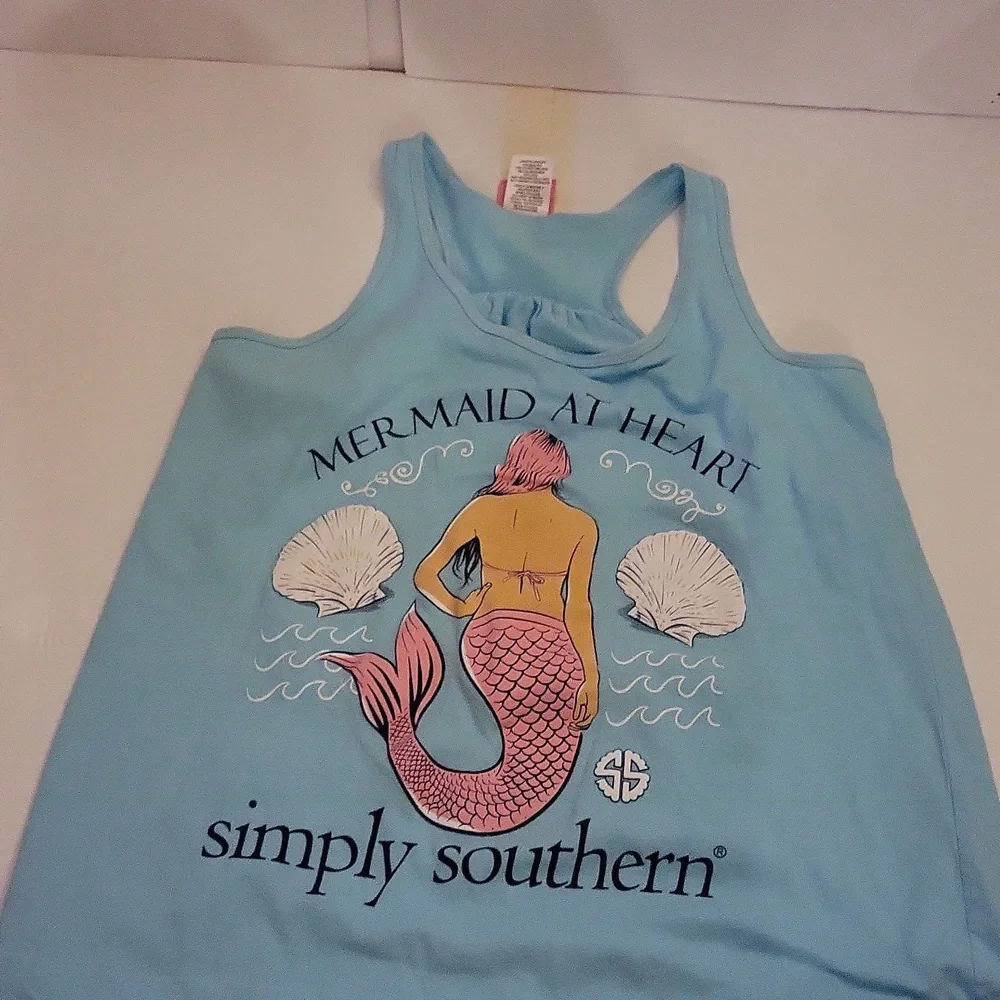 Simply southern mermaid tank - Picture 1 of 4